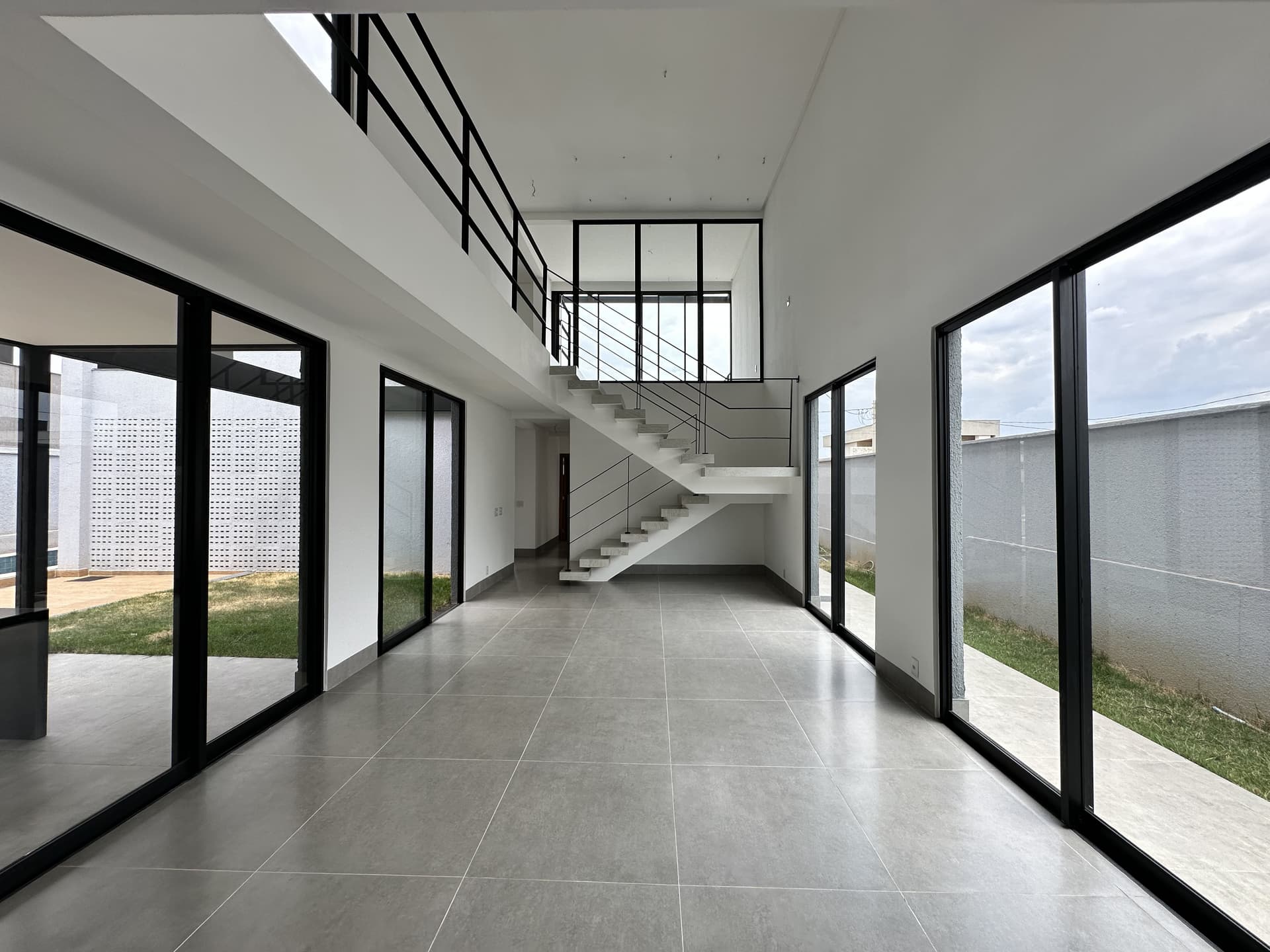 Casa Sobrado Jardins Bolonha 307,14m²