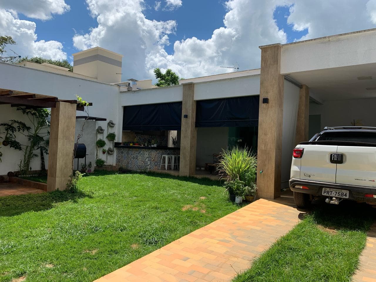 Casa Residencial Paraíso Senador Canedo 300M²