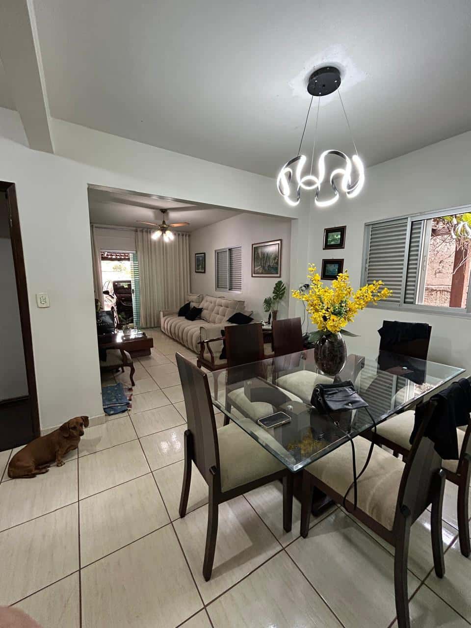 Casa Setor Santa Genoveva 240m²