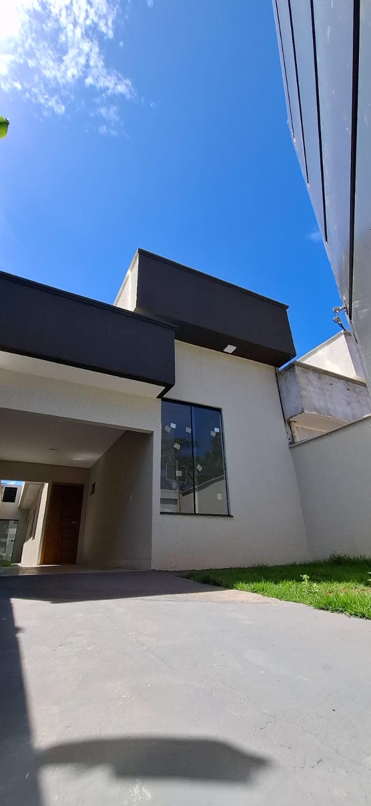 Casa à venda no Setor Parque Trindade 115m² 03Q / 01 Suíte