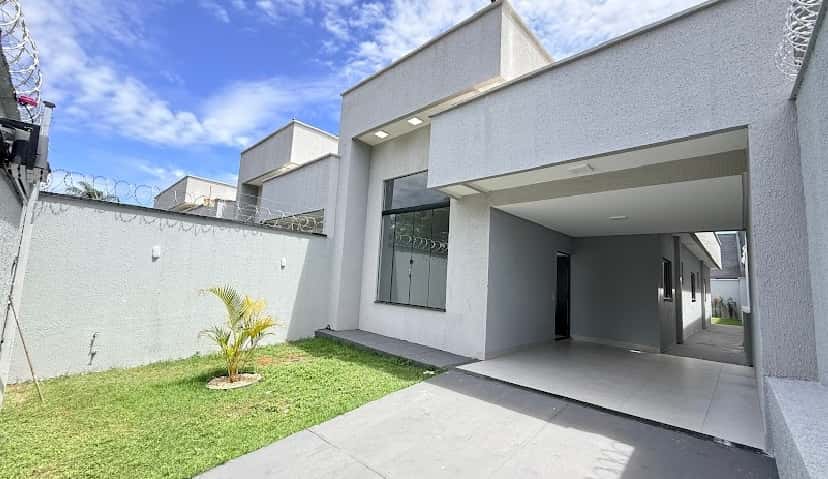 Casa Jardim Helvécia - Aparecida De Goiânia 135m²