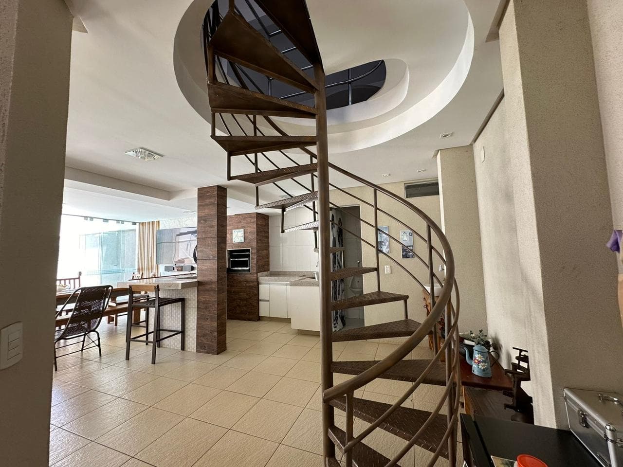 Casa Parque das Laranjeiras 420m²