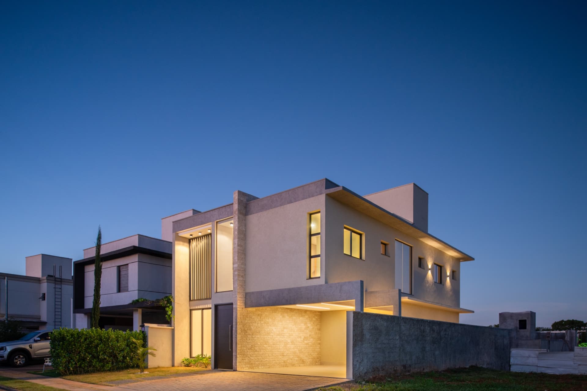 Sobrado Jardins Capri 261m²