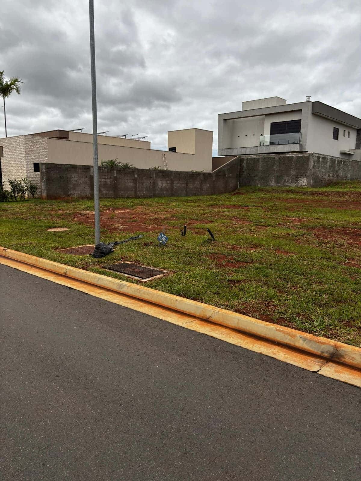 Vendo Lote Jardins França 418m²