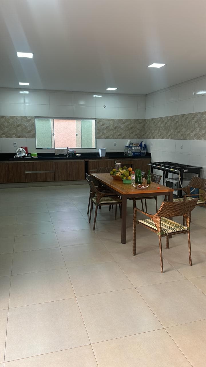 Casa No Lago Corumba 545m²