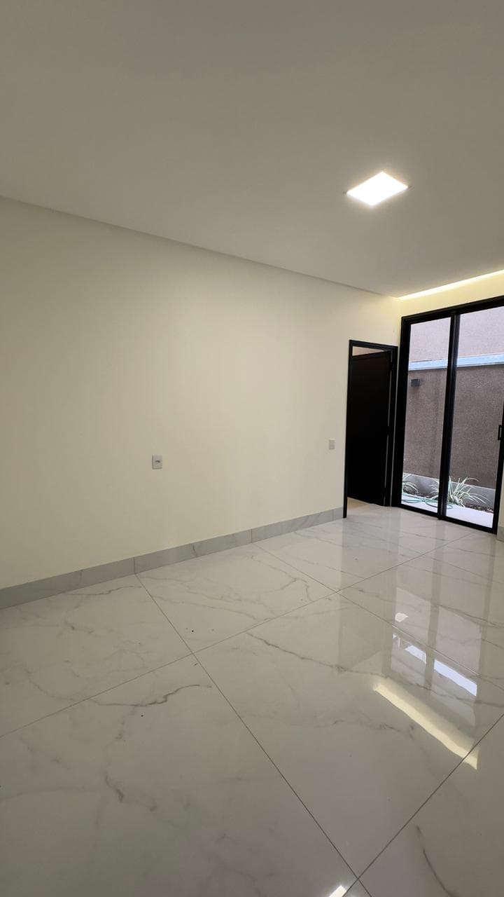 Casa Jardins Nápoles 300m²