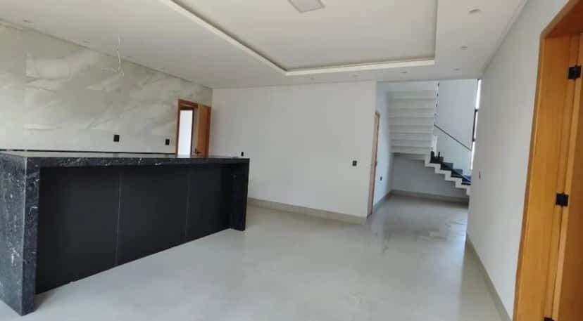 Sobrado Jardins Bolonha 243m²