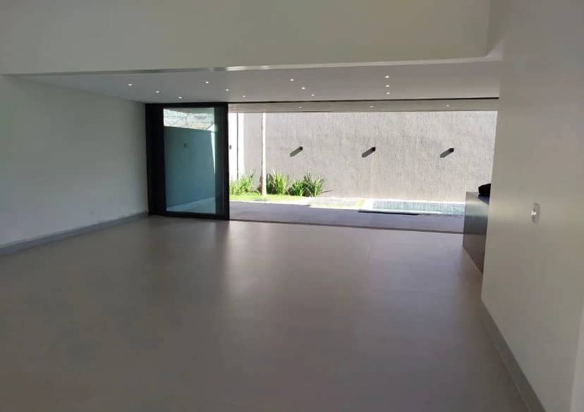 Sobrado Jardins Capri 4 suítes 260m²