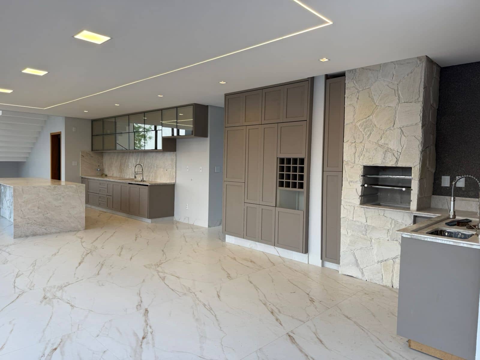 Sobrado Portal do Sol Garden 575M²