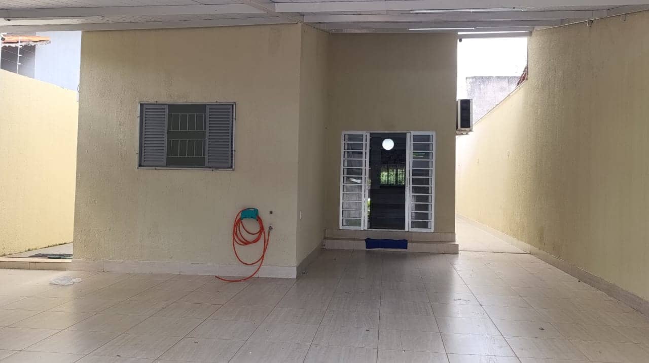 Casa Região do Cardoso | Aparecida de Goiânia 230m²