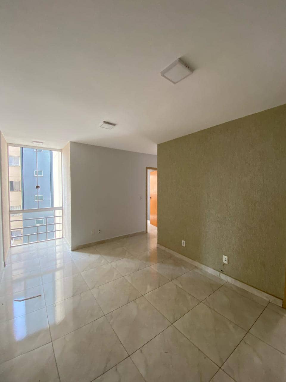 Apartamento Residencial Parque Oeste Goiá 59m²