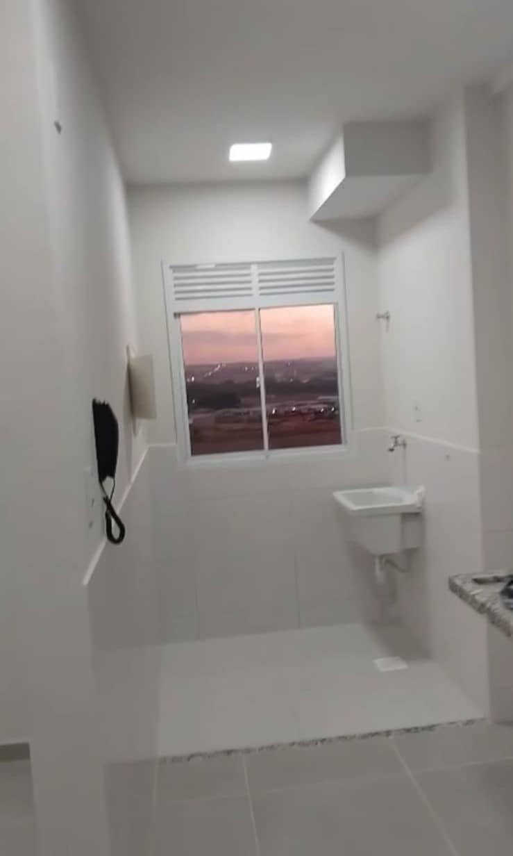Apartamento Condomínio Parque Oeste Industrial 54m²