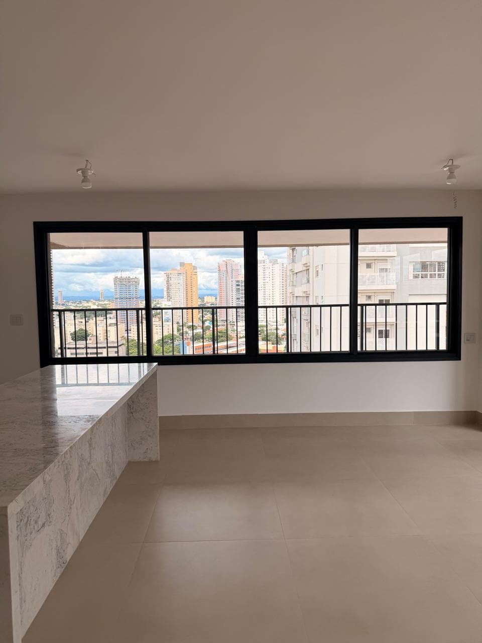 Apartamento Terraço Bougainville 244m²