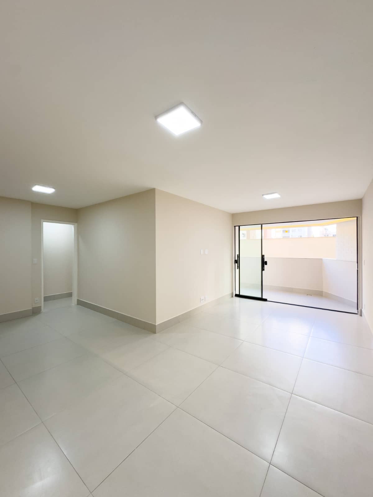 Apartamento Ed. Lírio Dourado 123m²