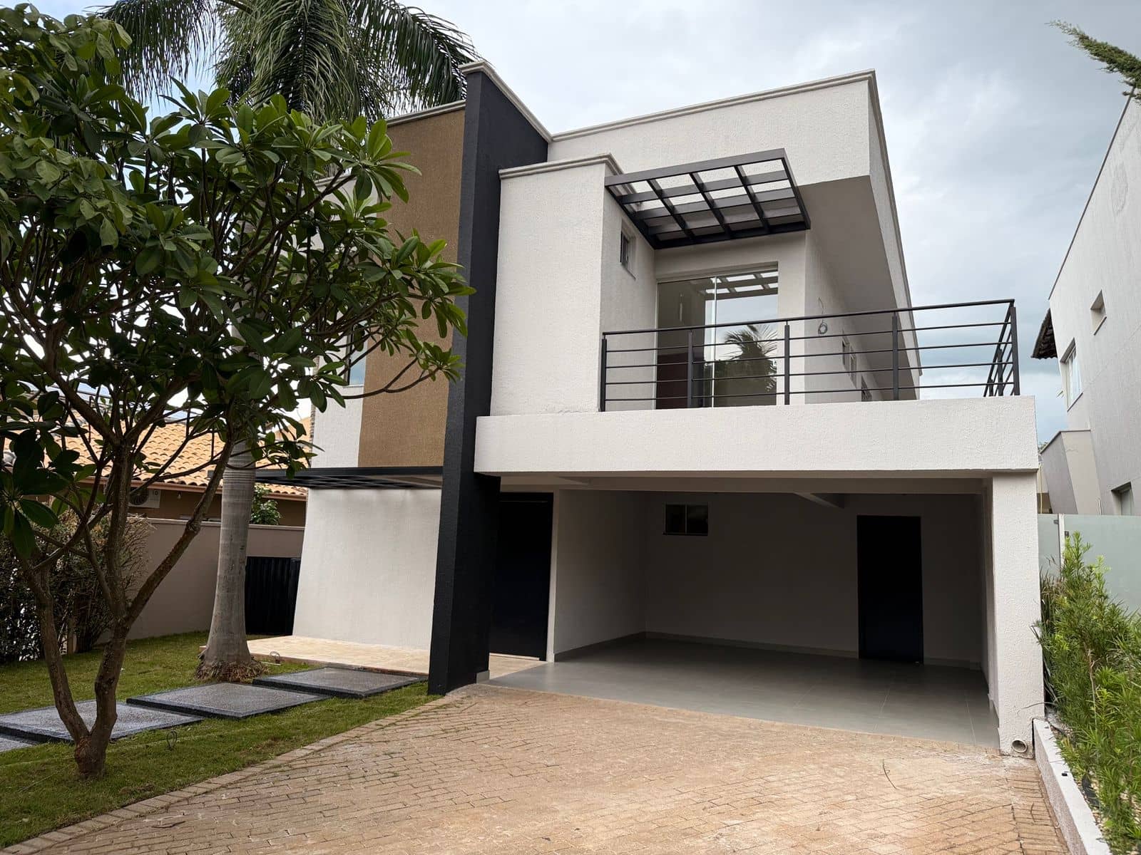Sobrado Portal do Sol 1 407m²