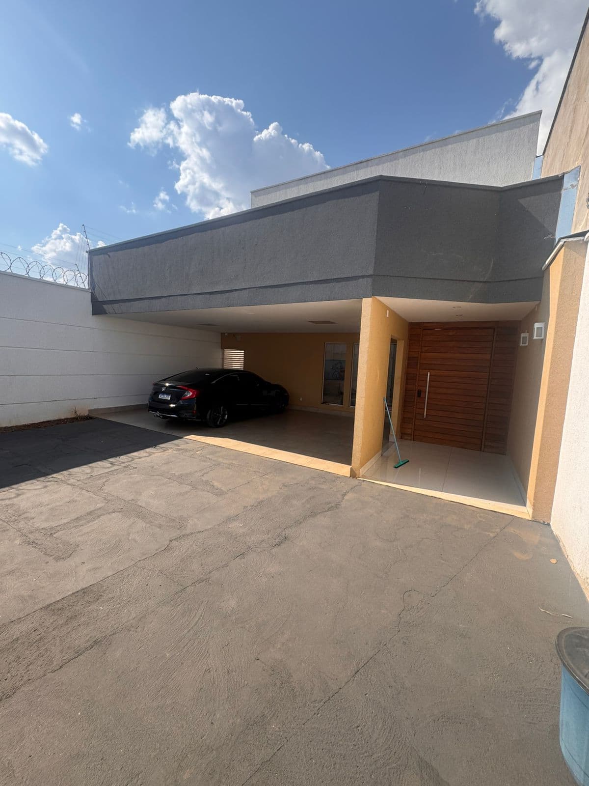 Casa Alto padrão Três Marias 195m²