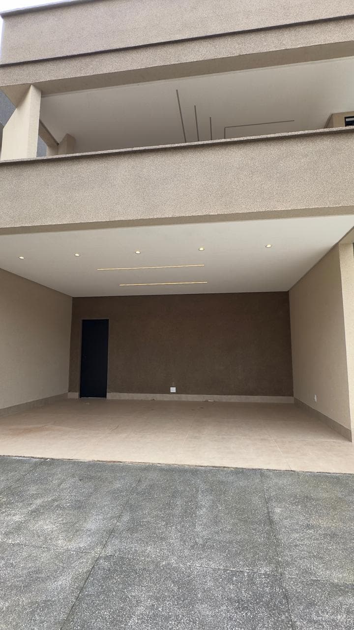 Casa Jardins Nápoles 300m²