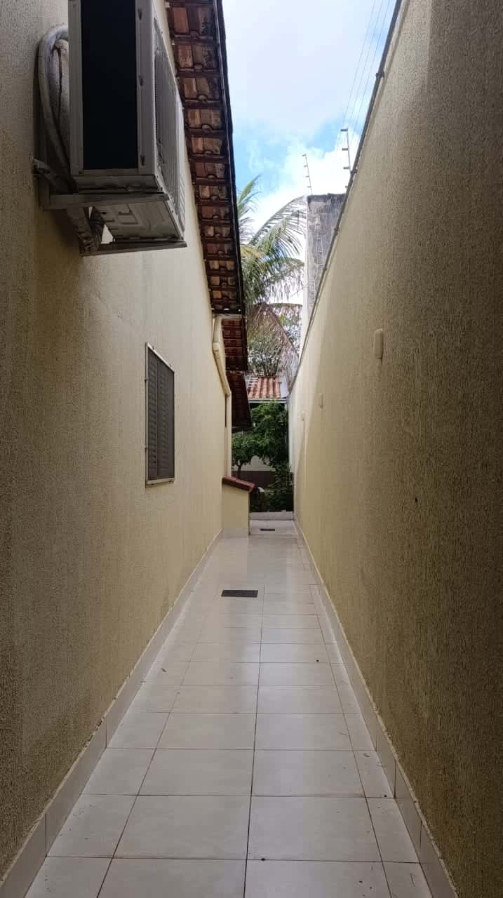 Casa Região do Cardoso | Aparecida de Goiânia 230m²
