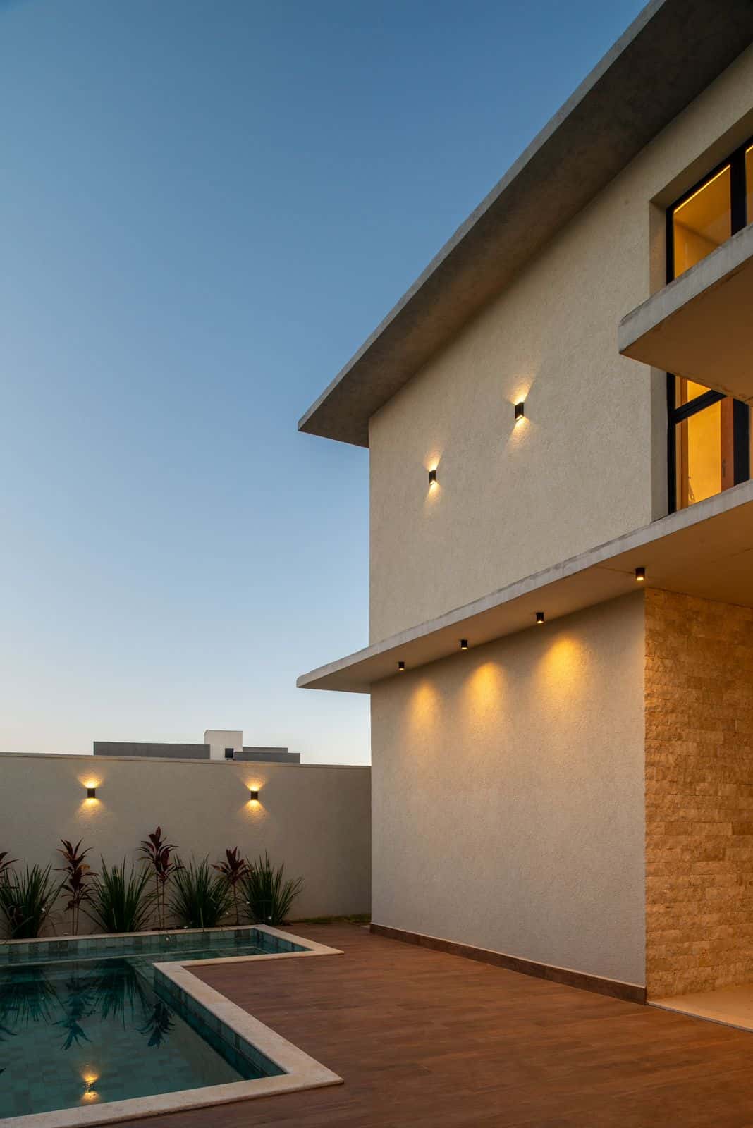 Sobrado Jardins Capri 27m²