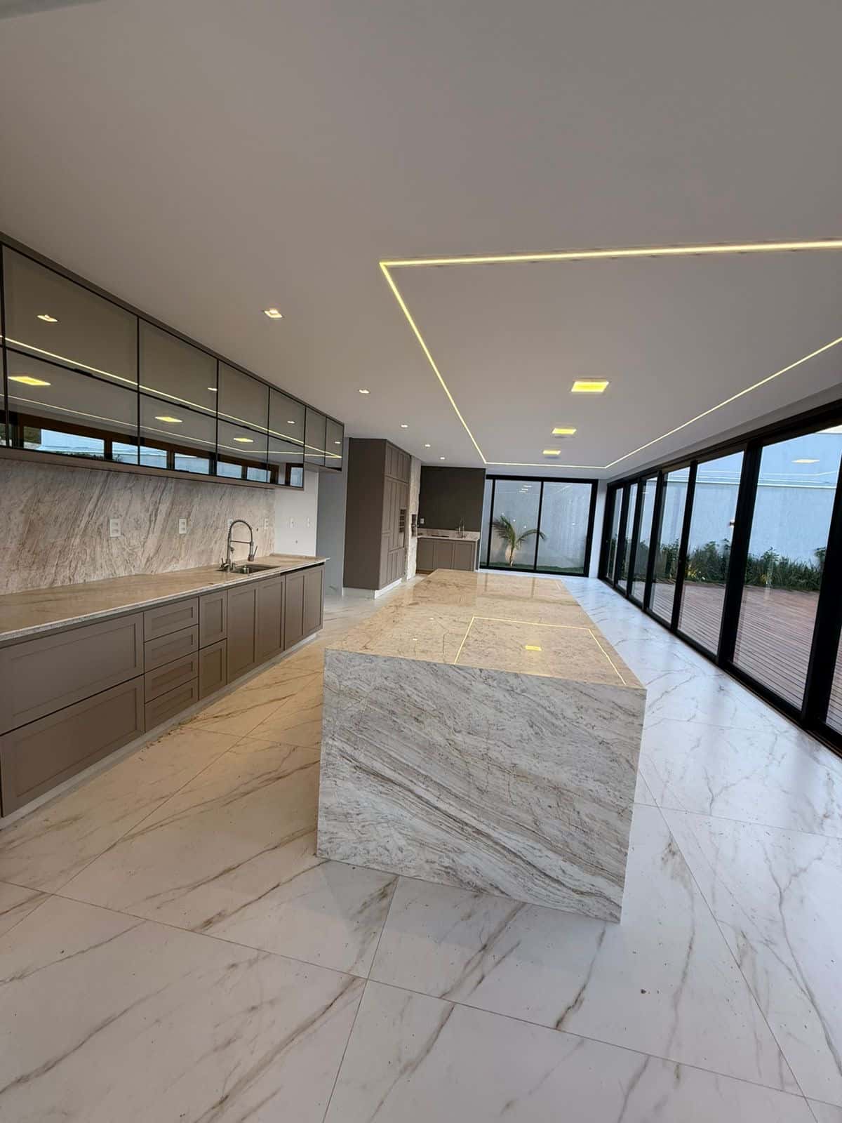 Sobrado Portal do Sol Garden 575M²