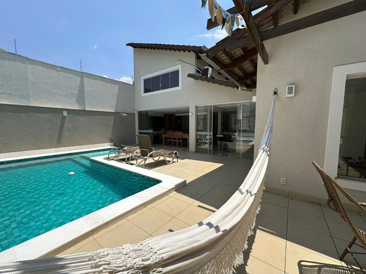 Casa Parque das Laranjeiras 420m²