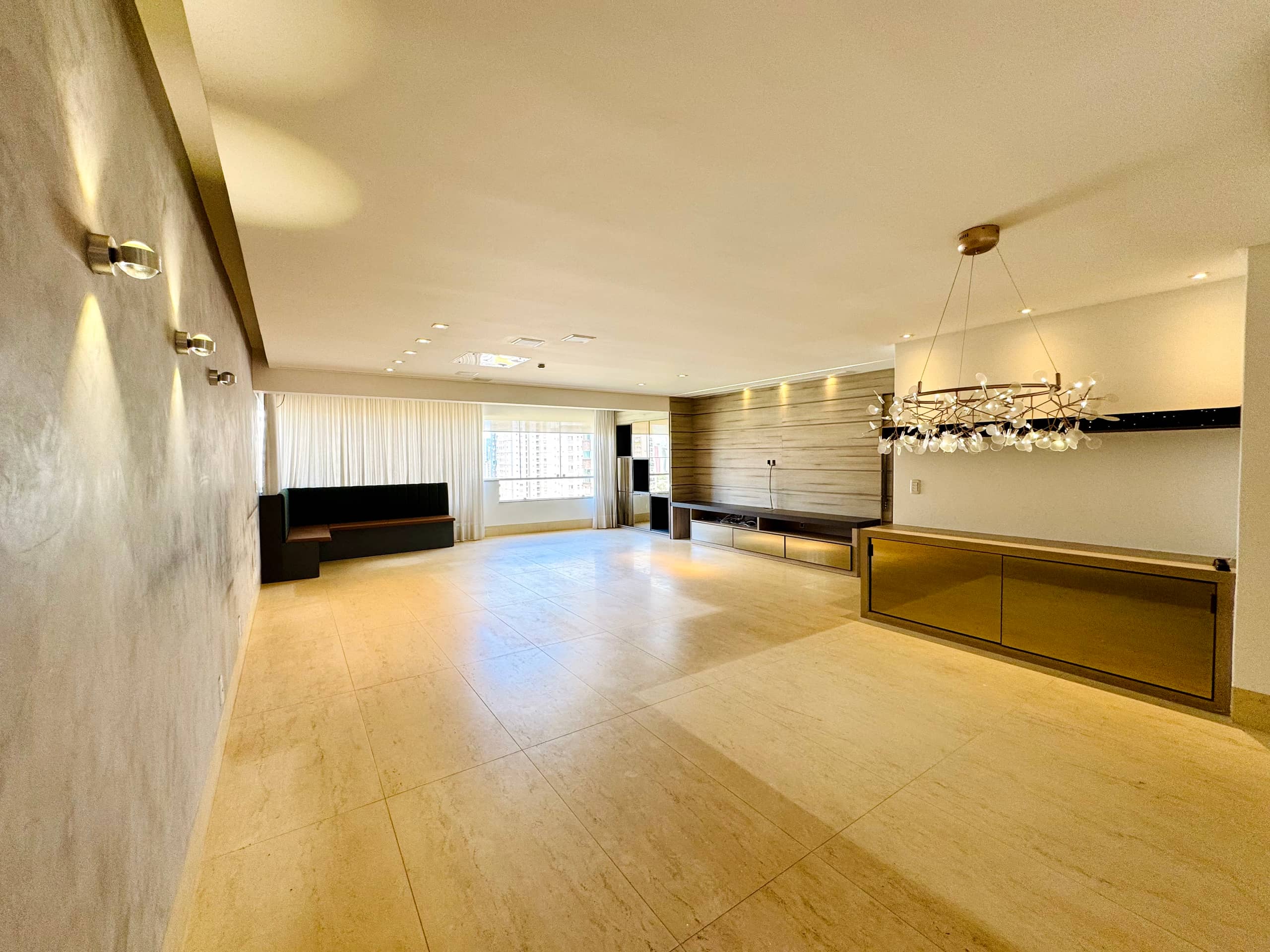 Apartamento Ed. Lyon 148m²