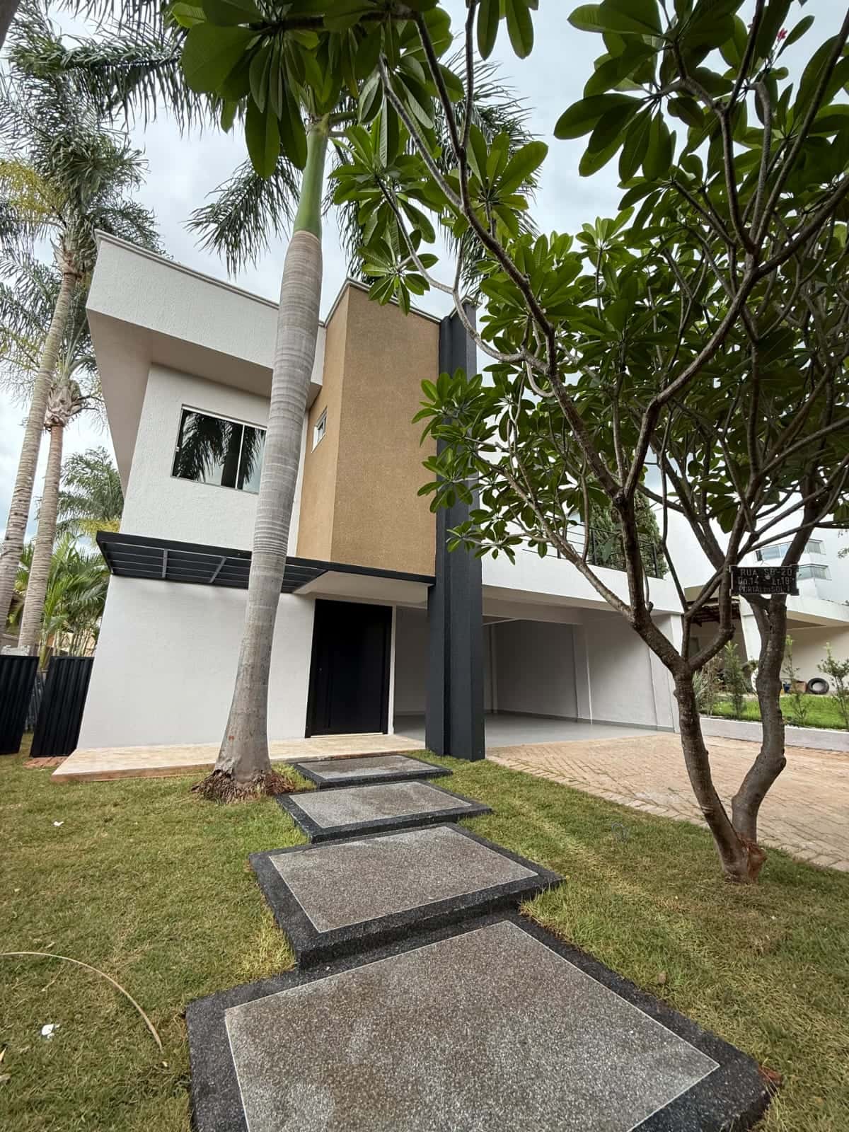 Sobrado Portal do Sol 1 407m²