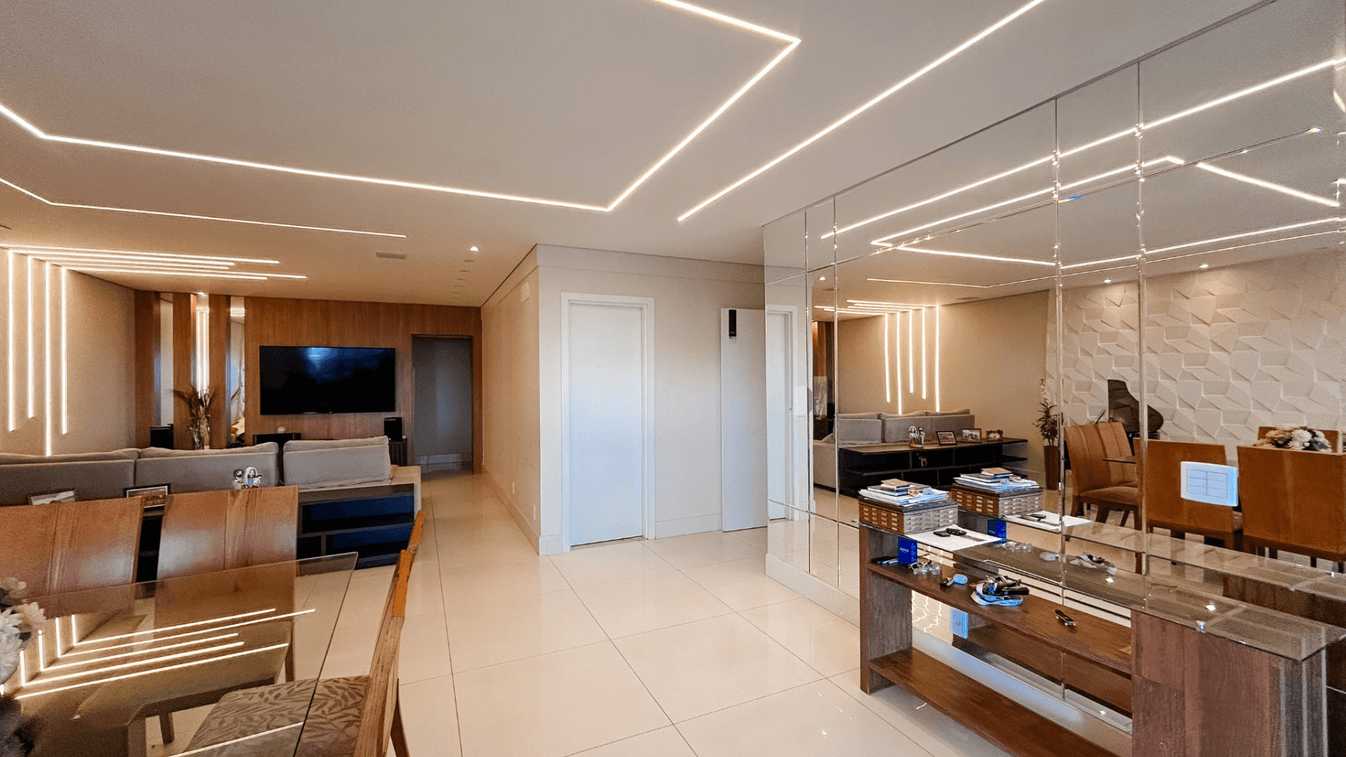 Penthouse mobiliada e decorada - 269M²