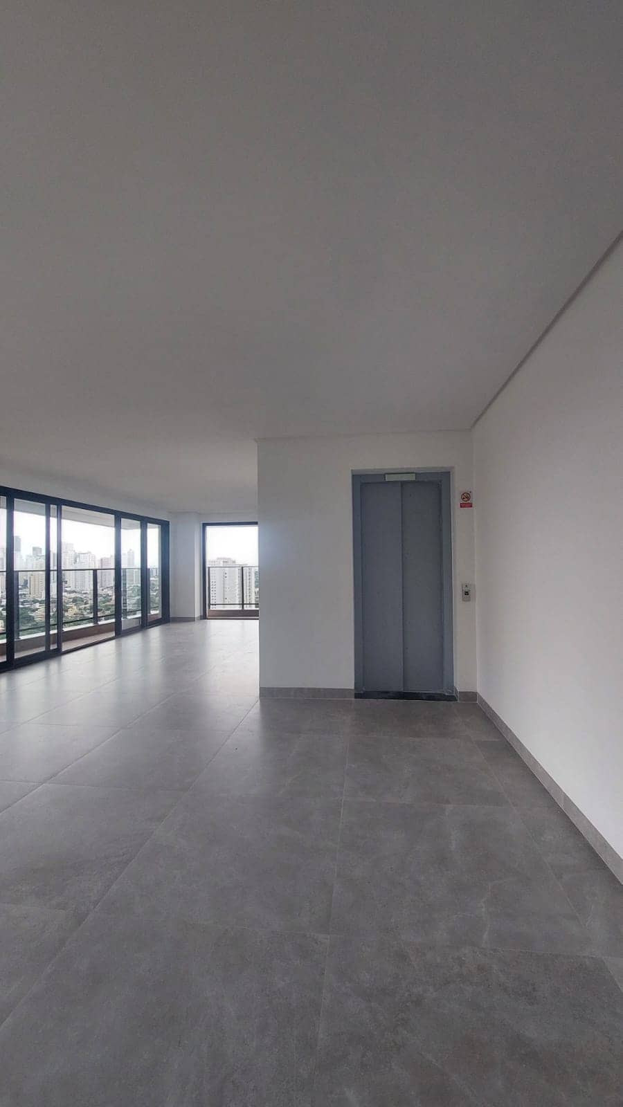 Apartamento com 3 suítes Ares Marista 174m²