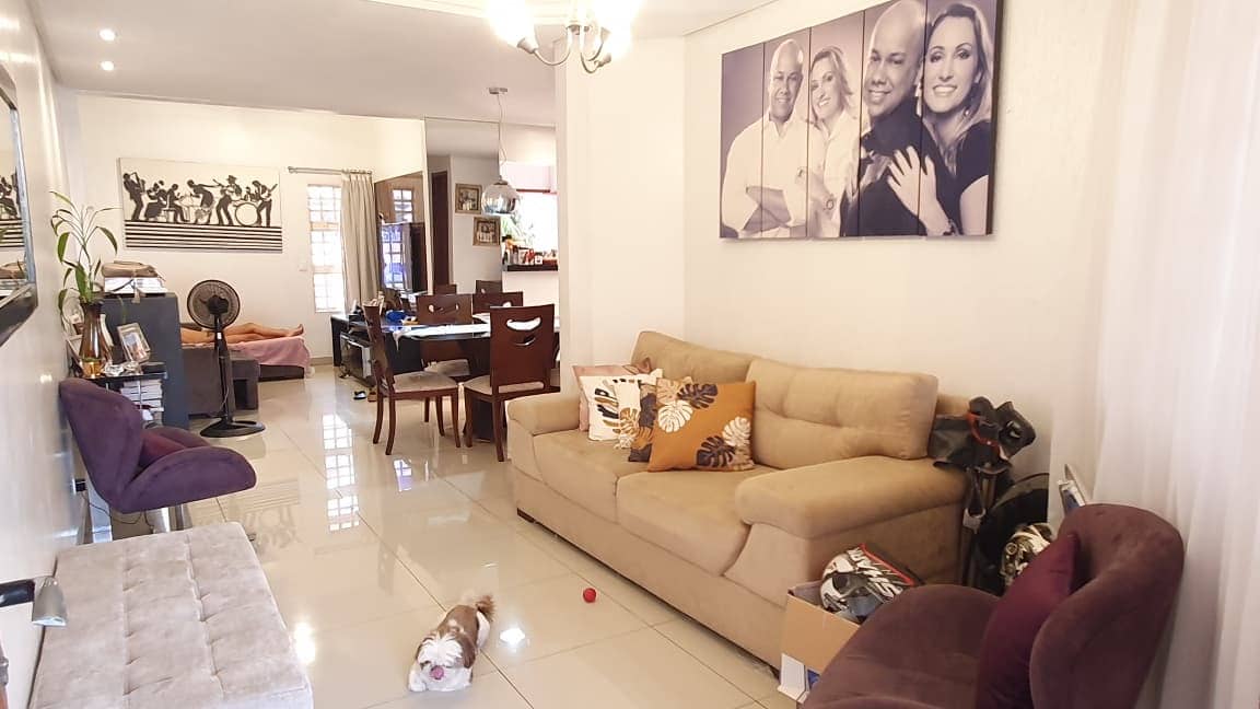 Sobrado Setor Jaó 210m²