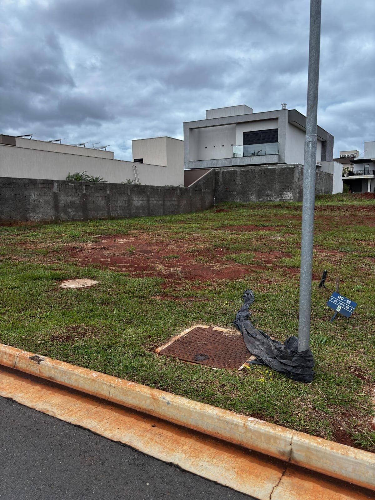 Vendo Lote Jardins França 418m²