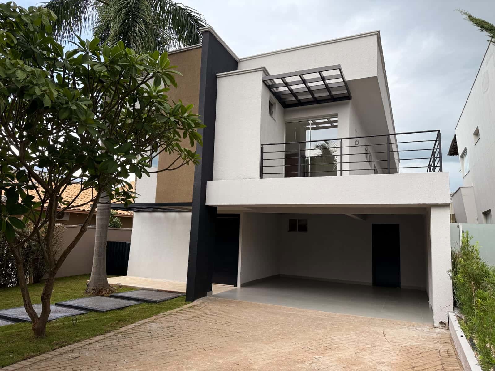 Sobrado Portal do Sol 1 407m²