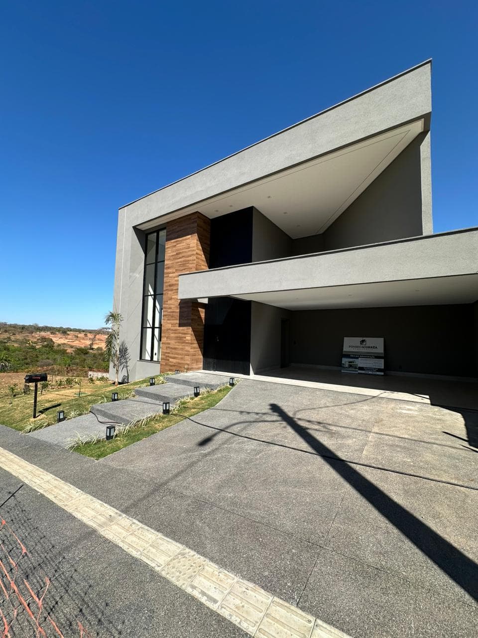 Sobrado no Jardins Bolonha 240m²