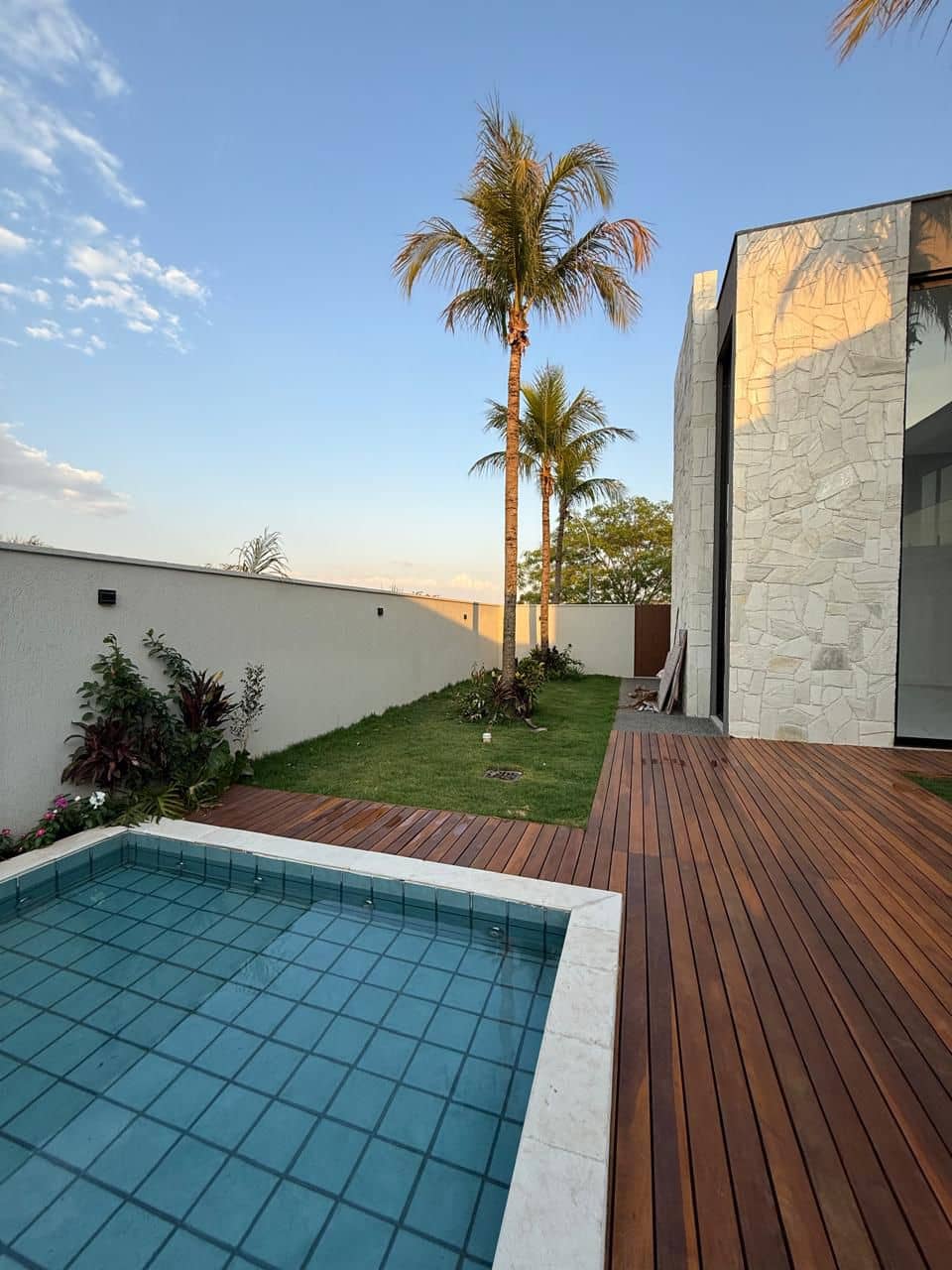 Sobrado Portal do Sol Garden 575M²