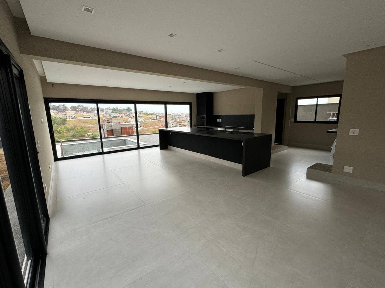Casa Jardins Nápoles 248m²