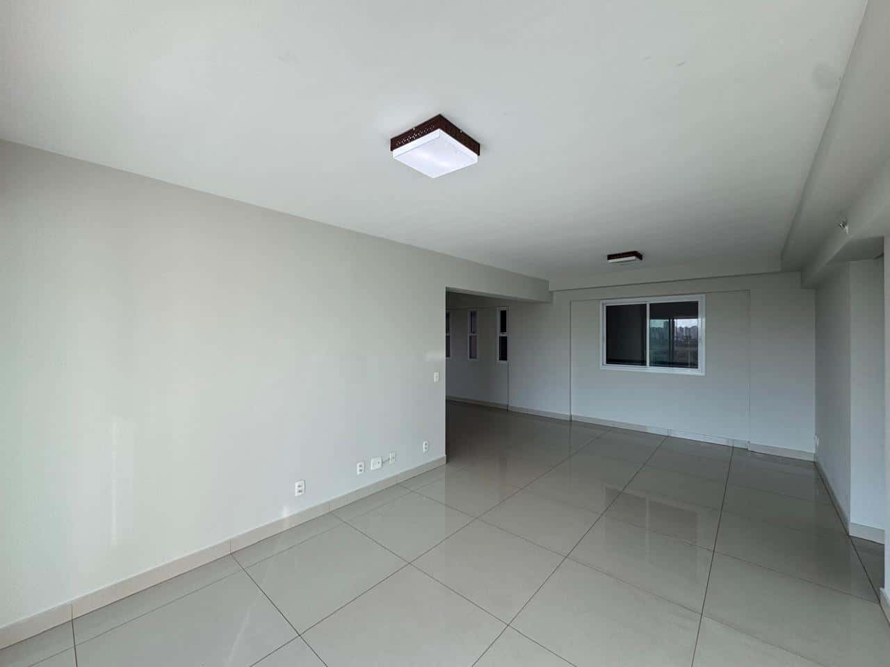 Apartamento Edifício Alamandas 169m²