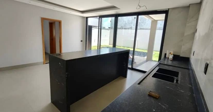 Sobrado Jardins Bolonha 243m²