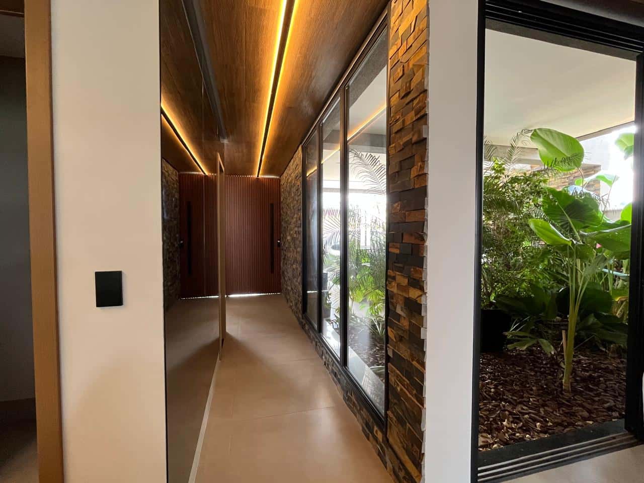Sobrado Jardins Capri 230m²