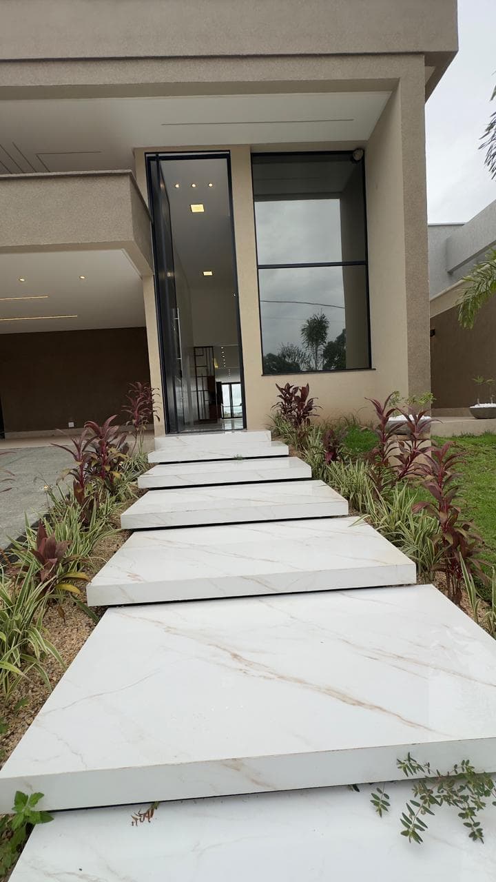 Casa Jardins Nápoles 300m²
