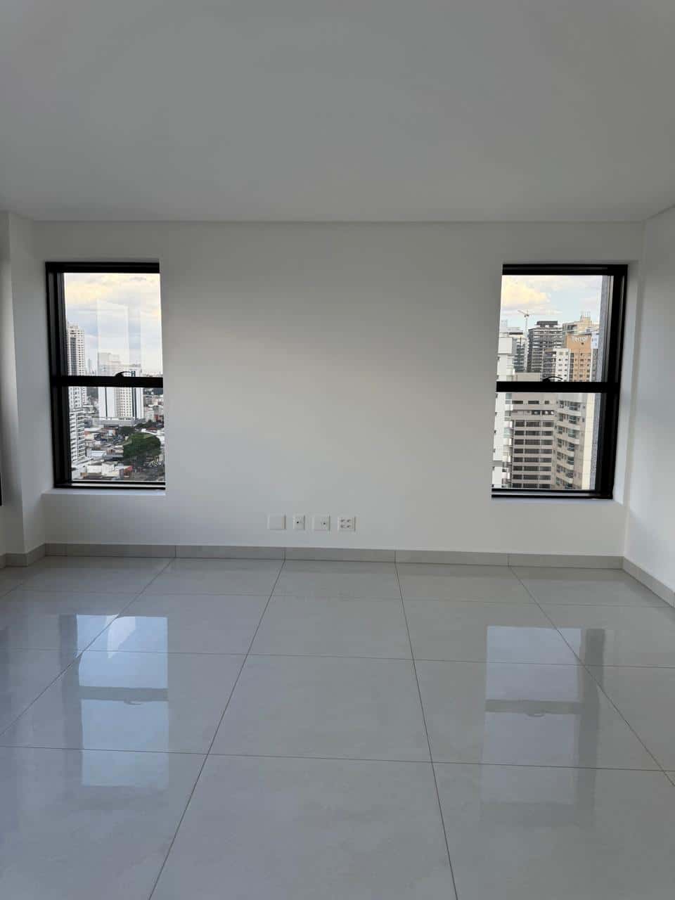 Apartamento Cristal Tower 202m²