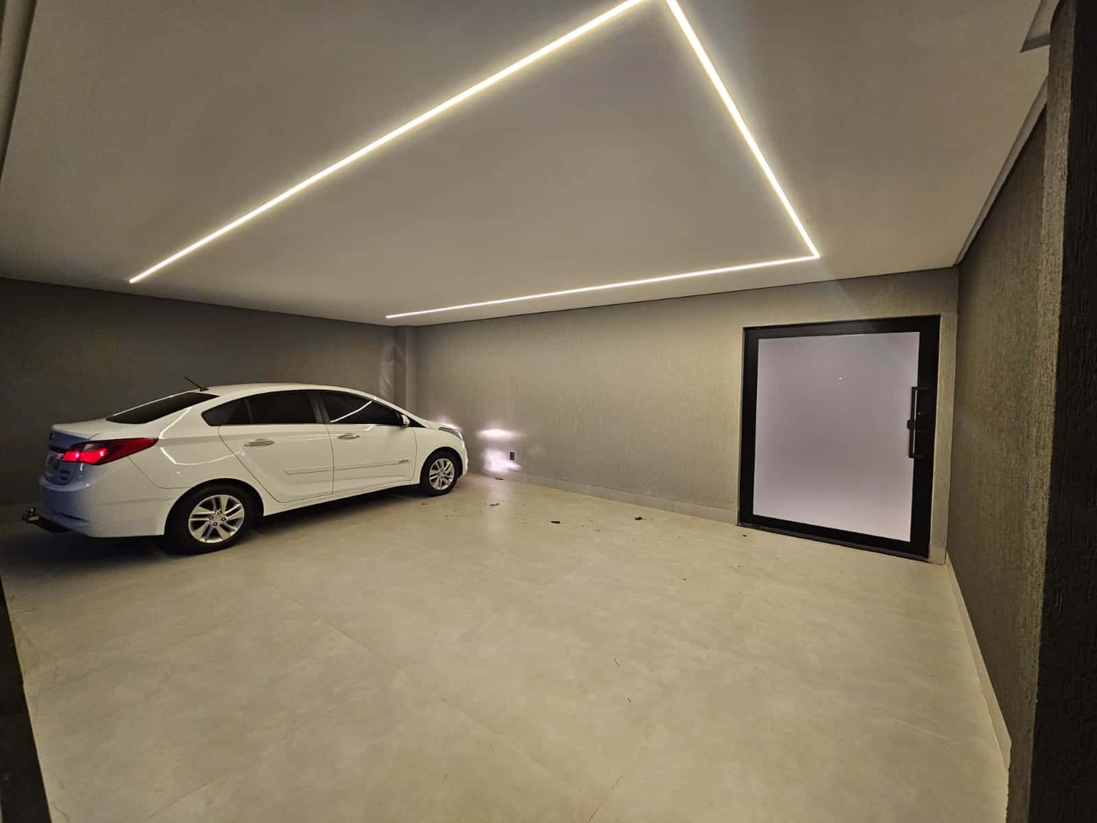 Casa Jardins Bolonha 230m²
