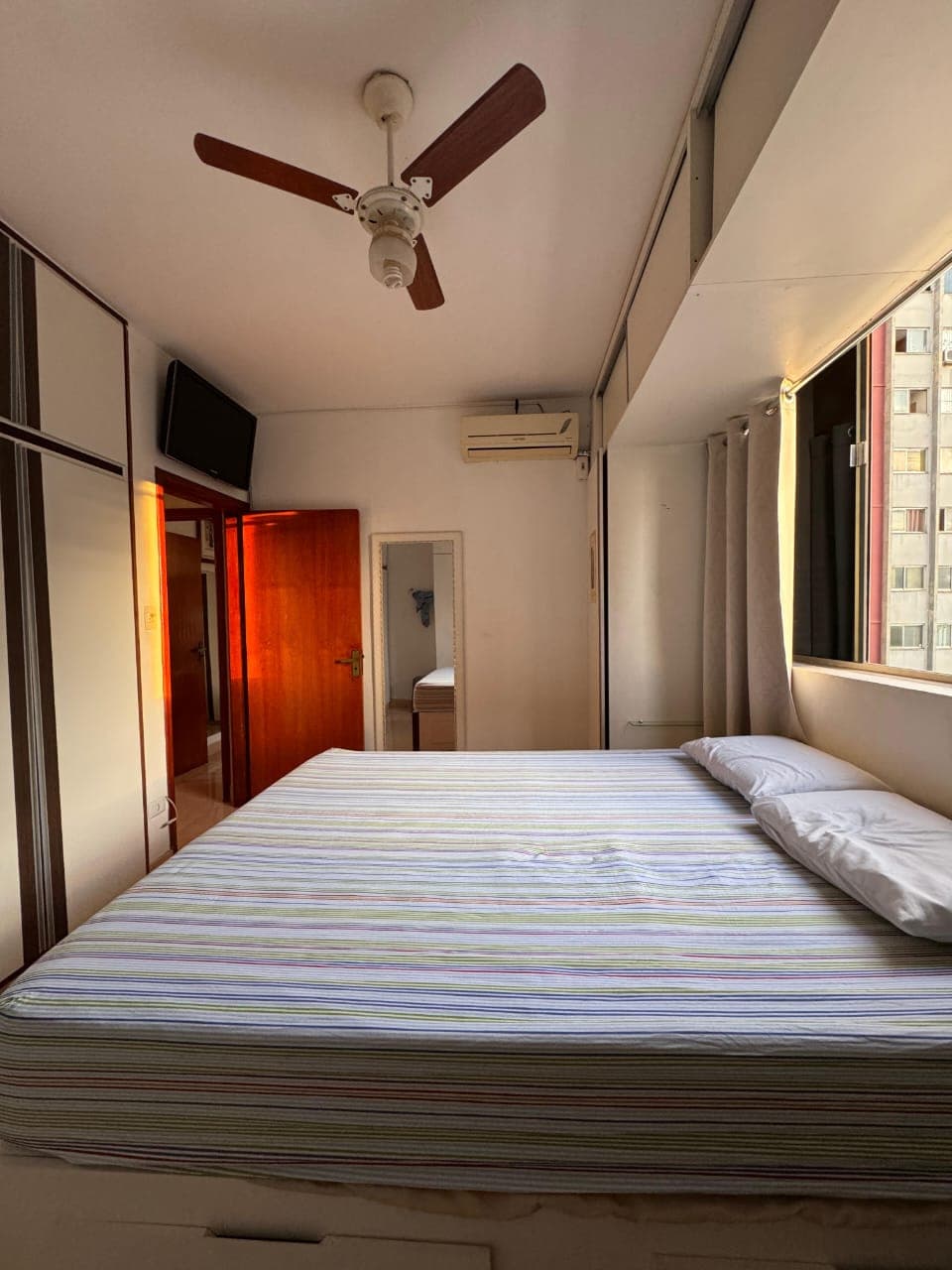 Ed. Princesa Isabel - Setor Central - 120m²