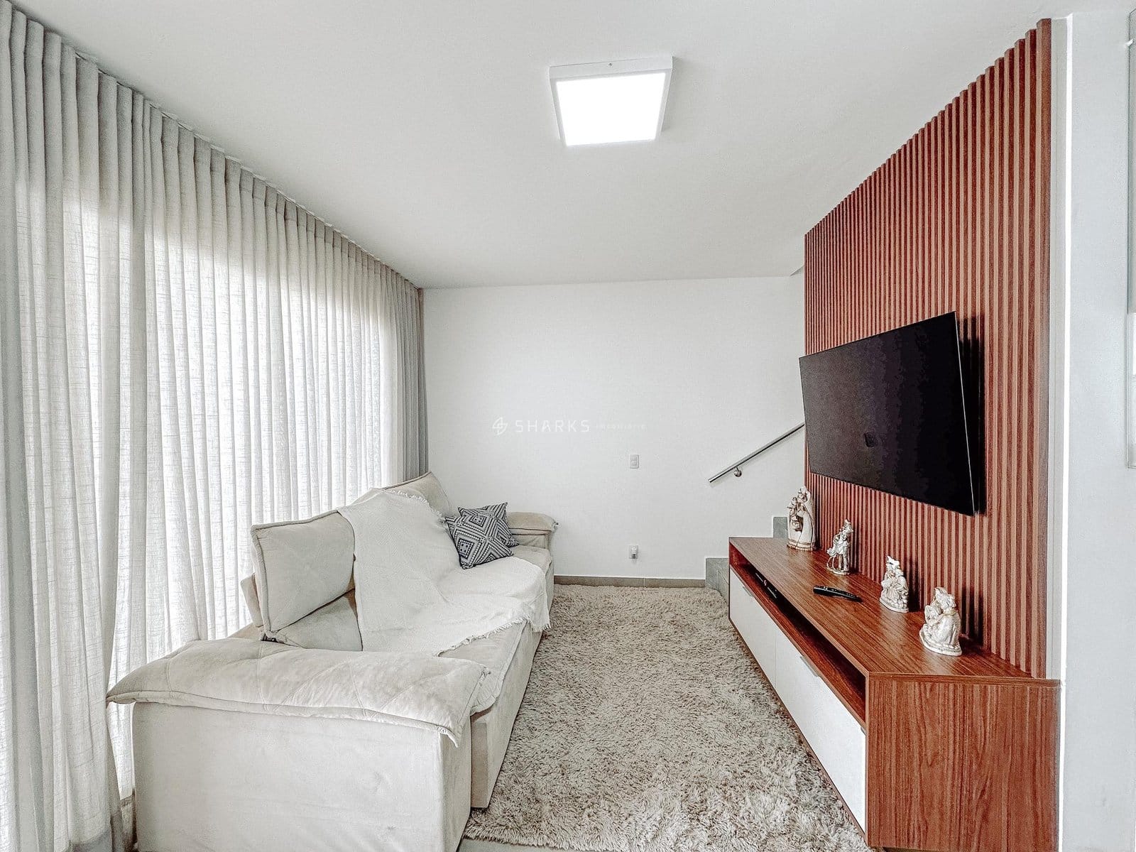 Sobrado Jardins Capri 250m²