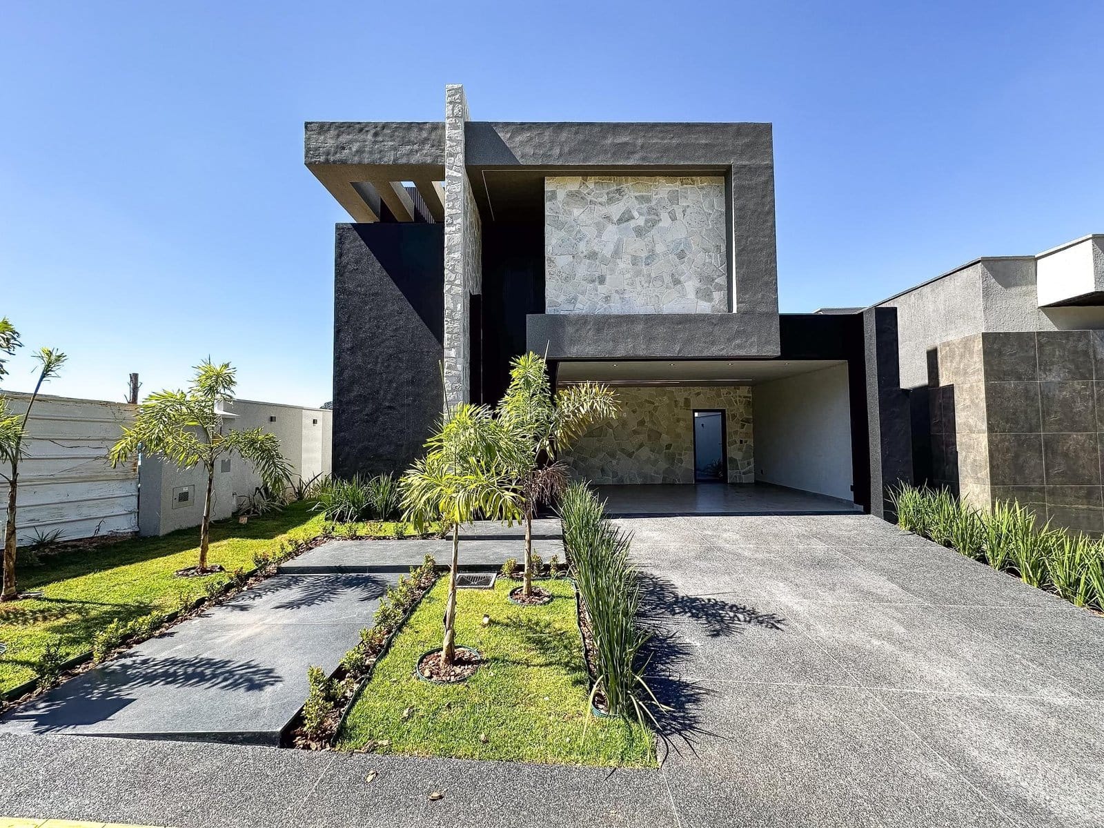 Sobrado Jardins Nápoles 361m²