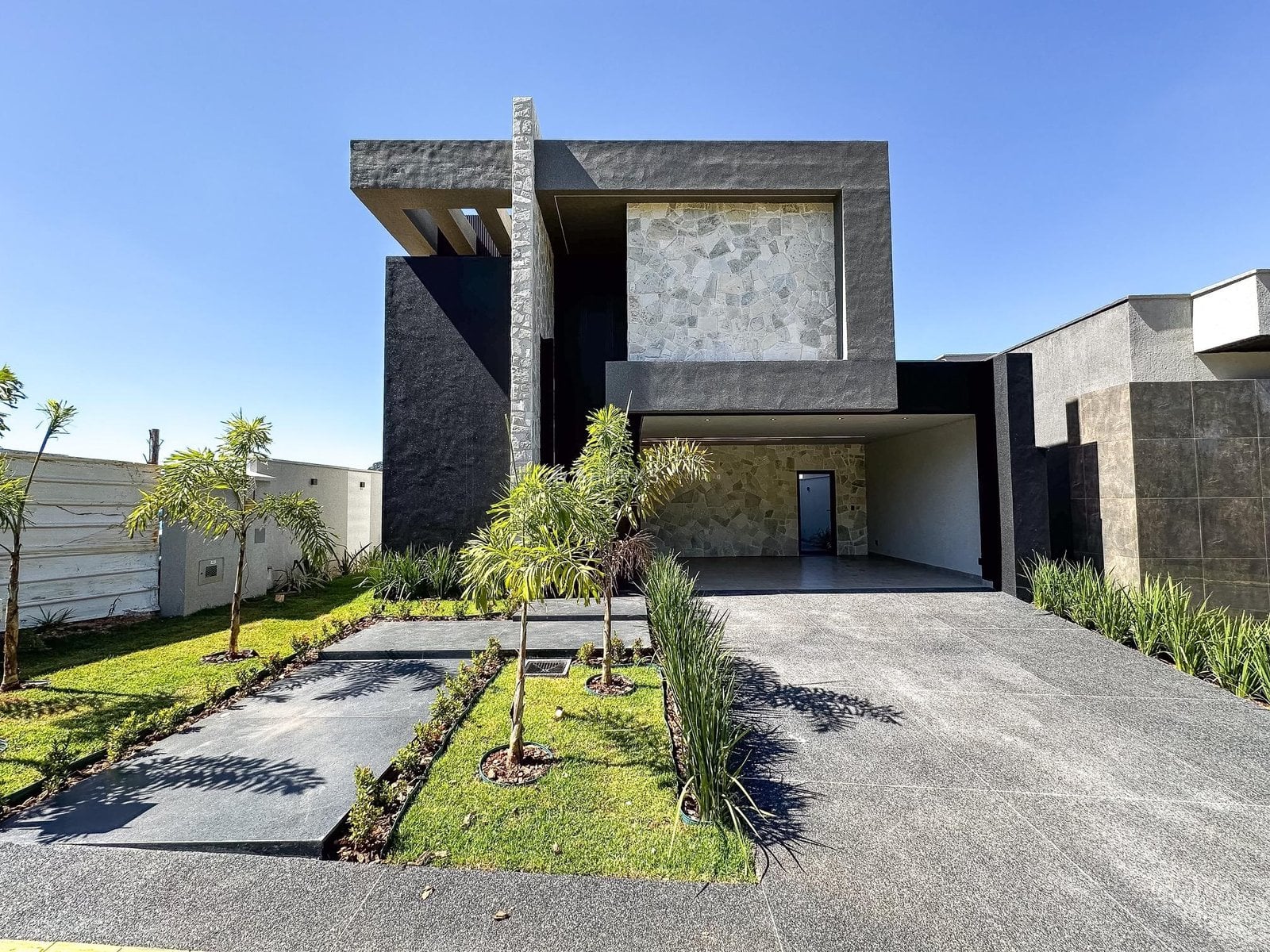 Sobrado Jardins Nápoles 361m²