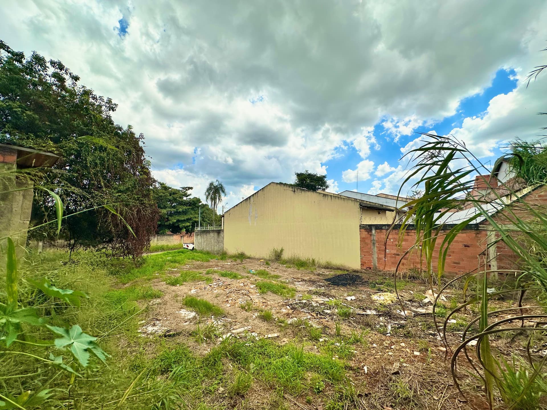 LOTE DE 434,56M² NO SETOR AEROPORTO SUL - APARECIDA DE GOIANIA