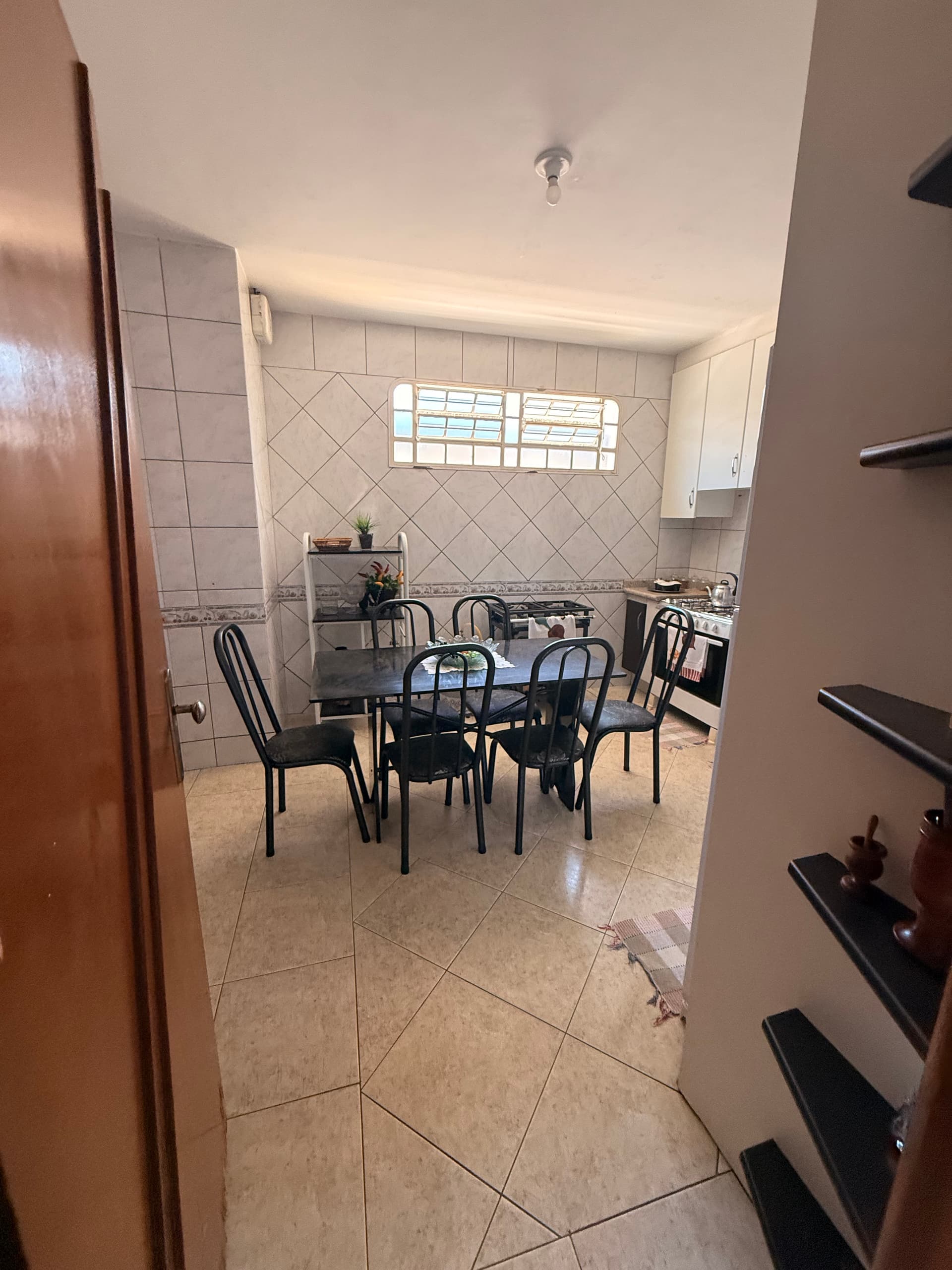 CASA 2 QUARTOS NA VILA ALZIRA