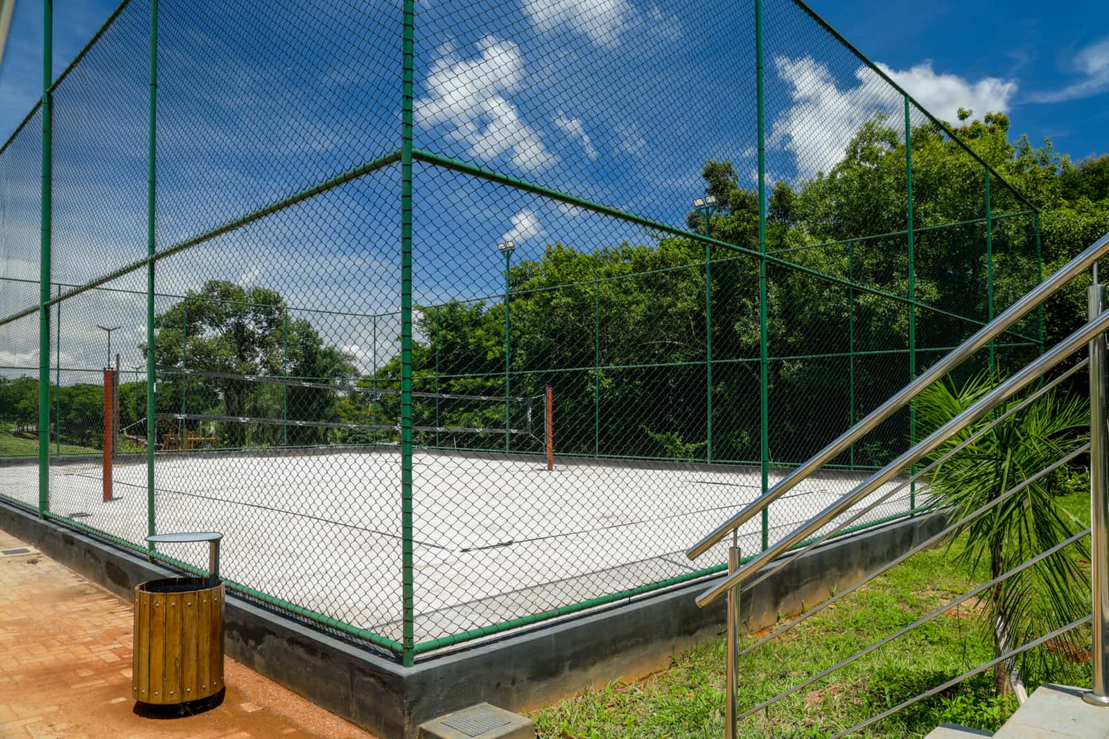 Lote no Condomínio Fechado Solaris Laguna - 306m²