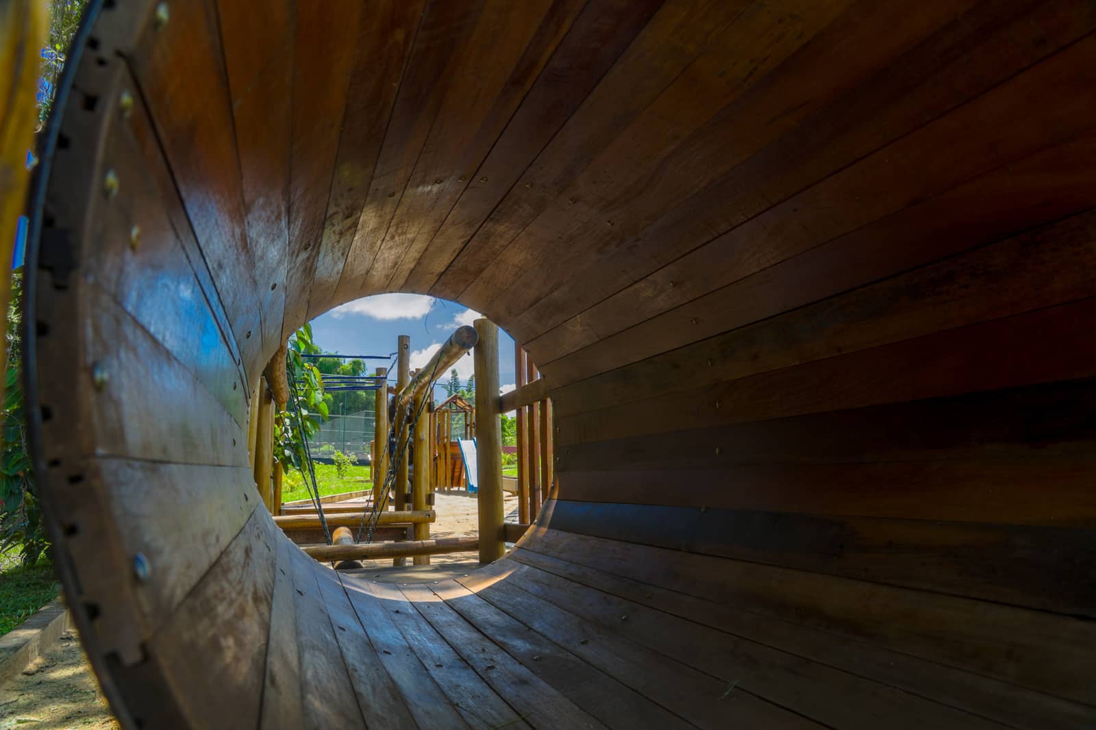 Lote no Condomínio Fechado Solaris Laguna - 306m²