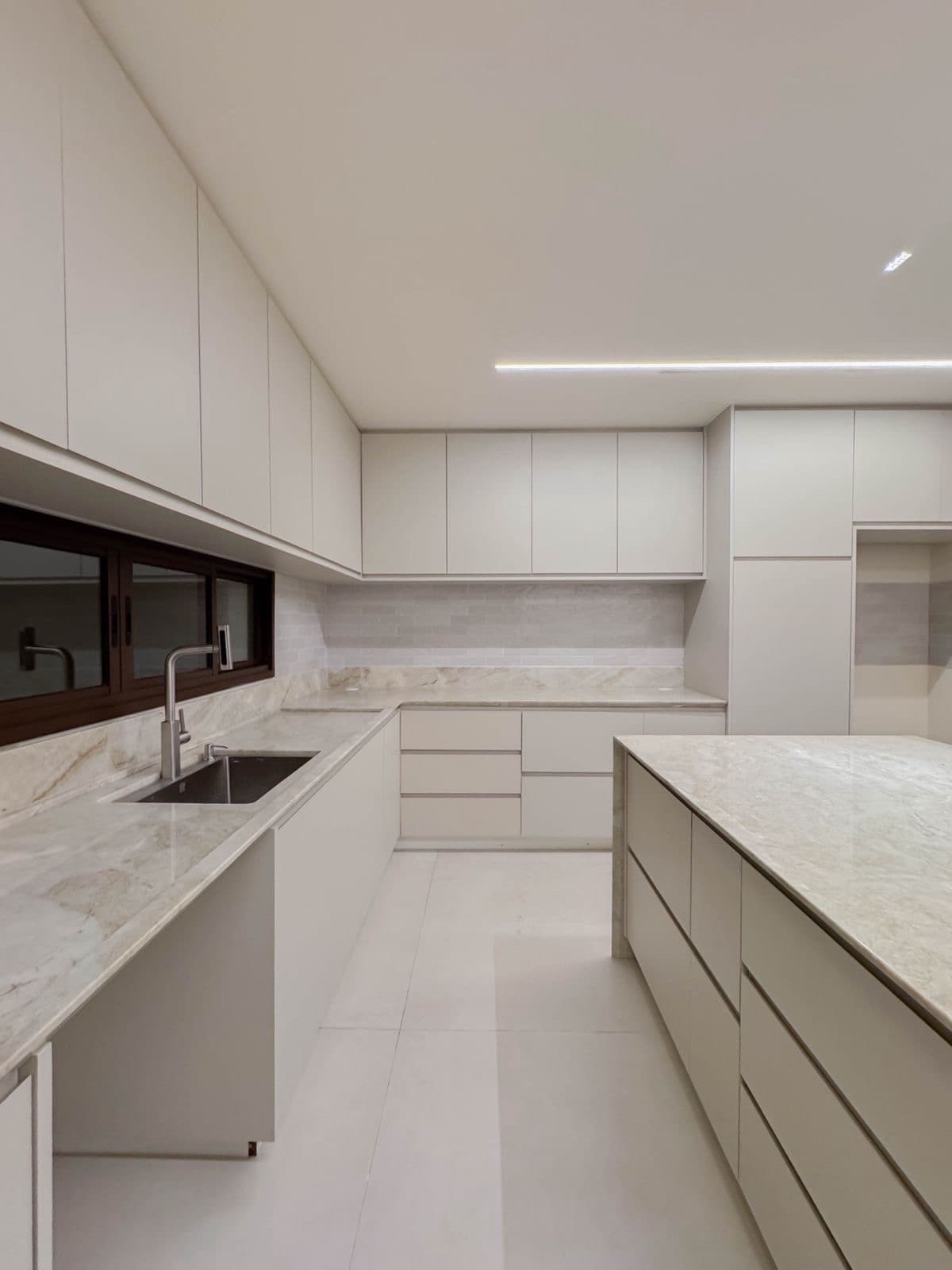 Casa Sobrado Jardins Capri 264m²
